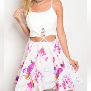 NEW Boutique Sleeveless Floral Spring Summer Cocktail Dress